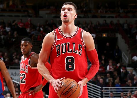 浙江队力克勇士，拉文高光表现