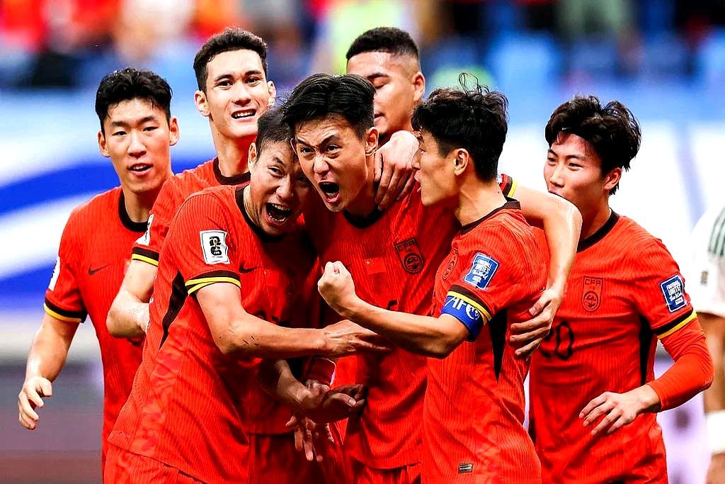 印尼队完胜马来西亚队,黄鸭组合扛起全队 印尼队完胜马来西亚队,黄鸭组合扛起全队