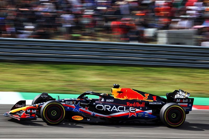 红牛车队险胜红牛二队，佩雷兹扛起全队