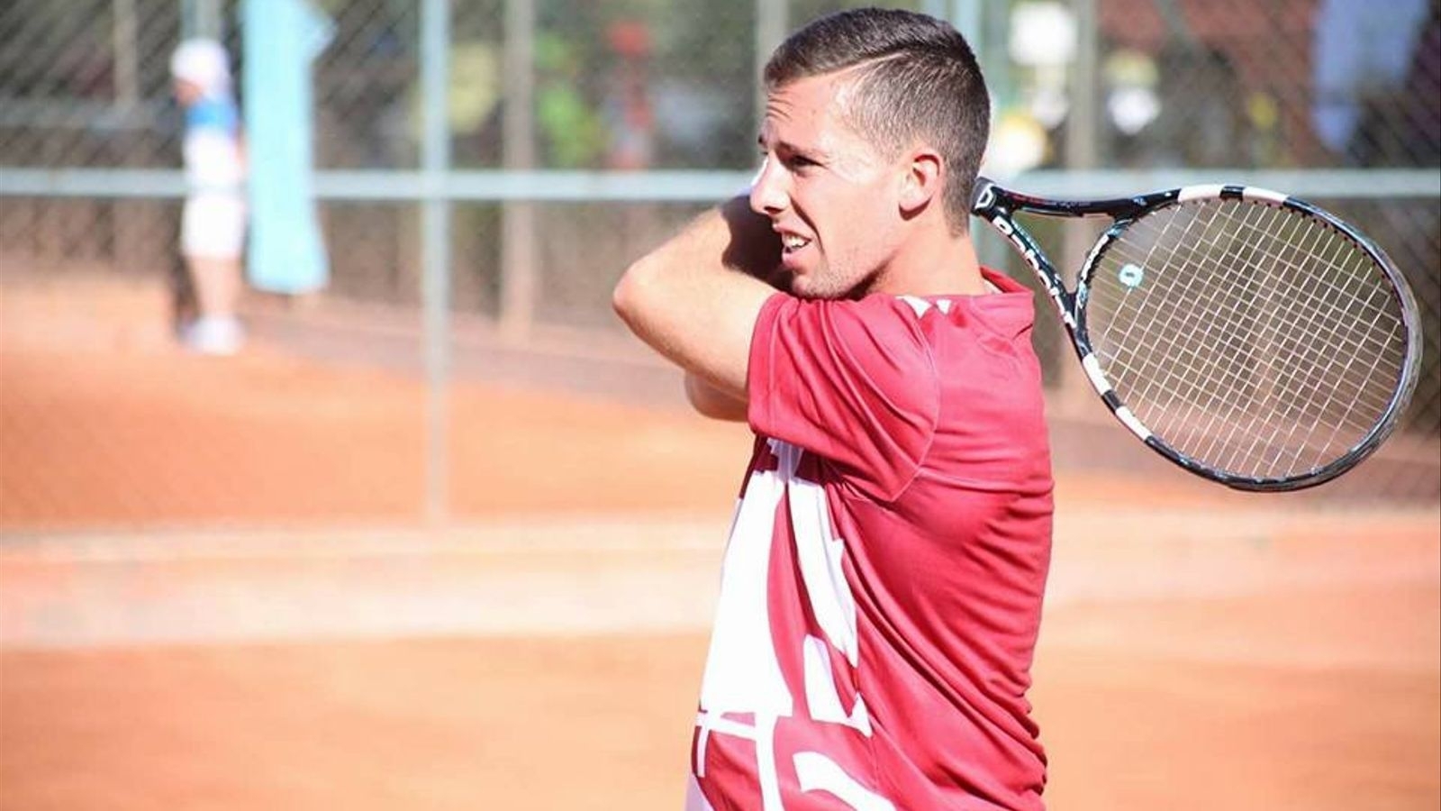 西班牙网球队横扫欧洲网球队，克耶高斯爆发神勇