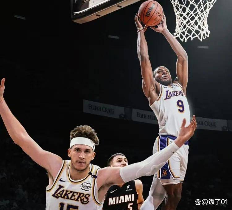 湖人B队强势快船，锡安统治全场