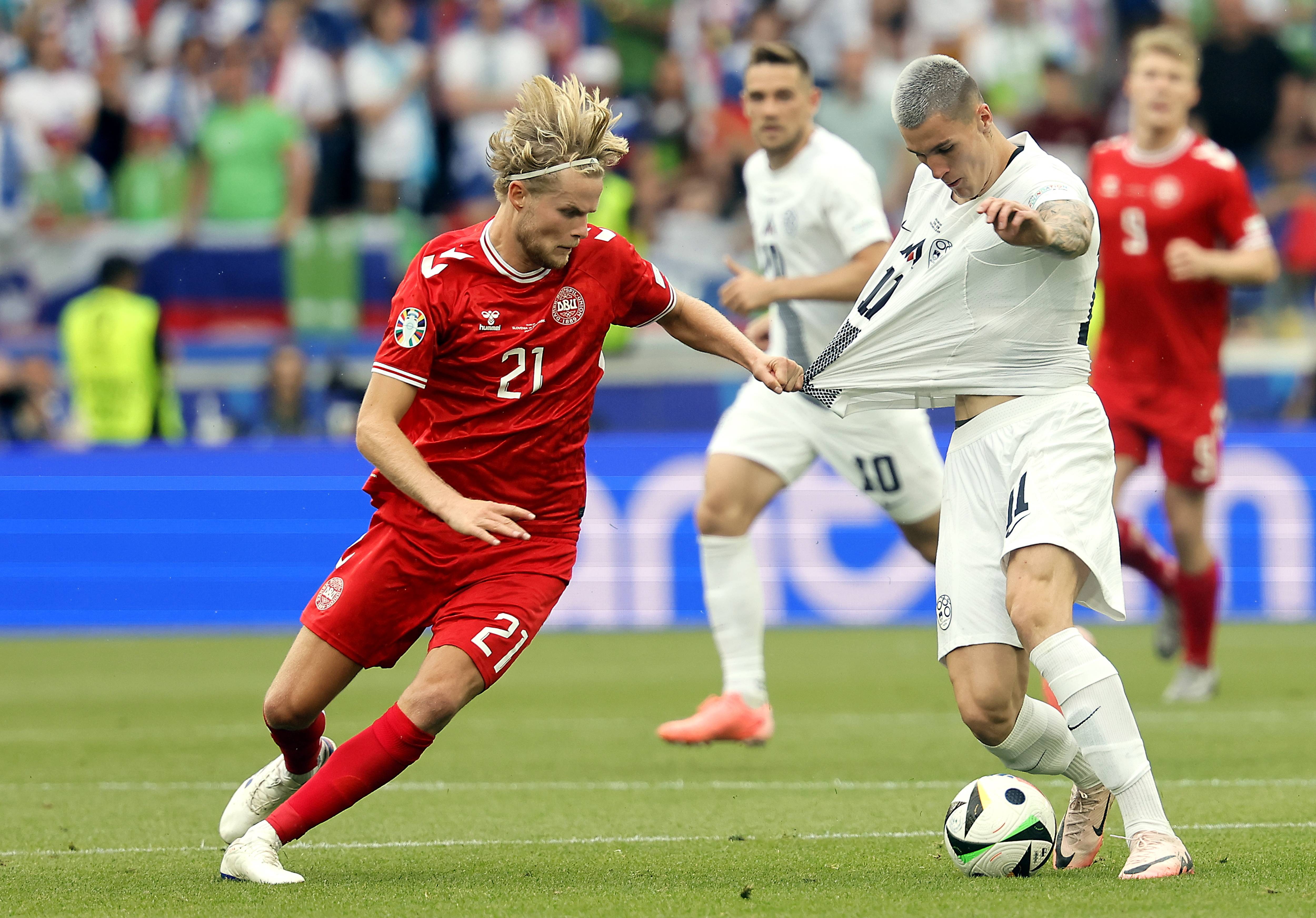 中国熊猫体育-瑞典憾负克罗地亚比赛，匈牙利击败斯洛伐克对手