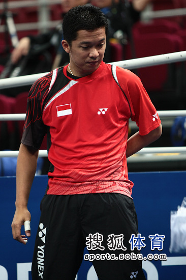 马来西亚羽毛球队爆冷印尼羽毛球队，陶菲克制霸全场